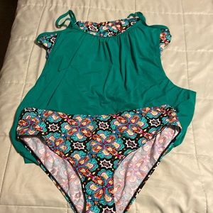 Two piece Green suit